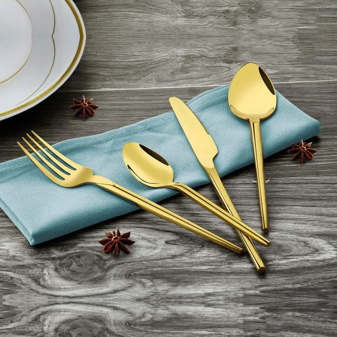 Stainless Steel 24 PCS Cutlery Set with PVD Coating Maccy